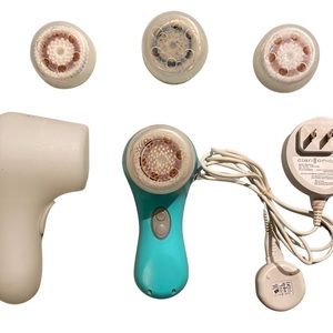 Clarisonic Mia 2 Blue/Teal w/ 3 NEW Brushes Effortless Skincare